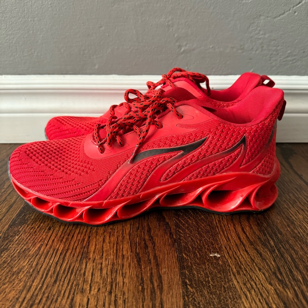 Red Walking Fashion Sneakers